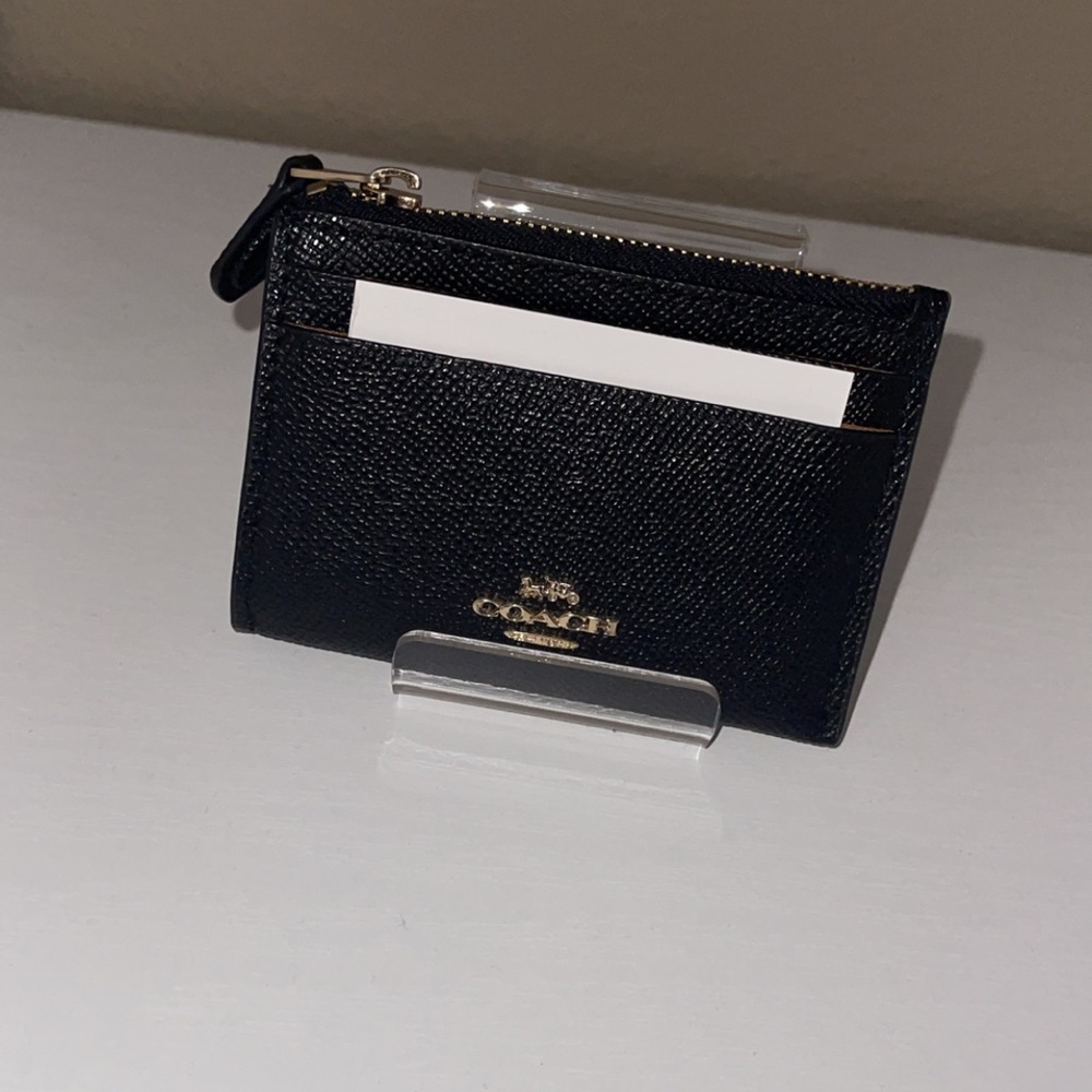 Black coach skinny ID cardholder